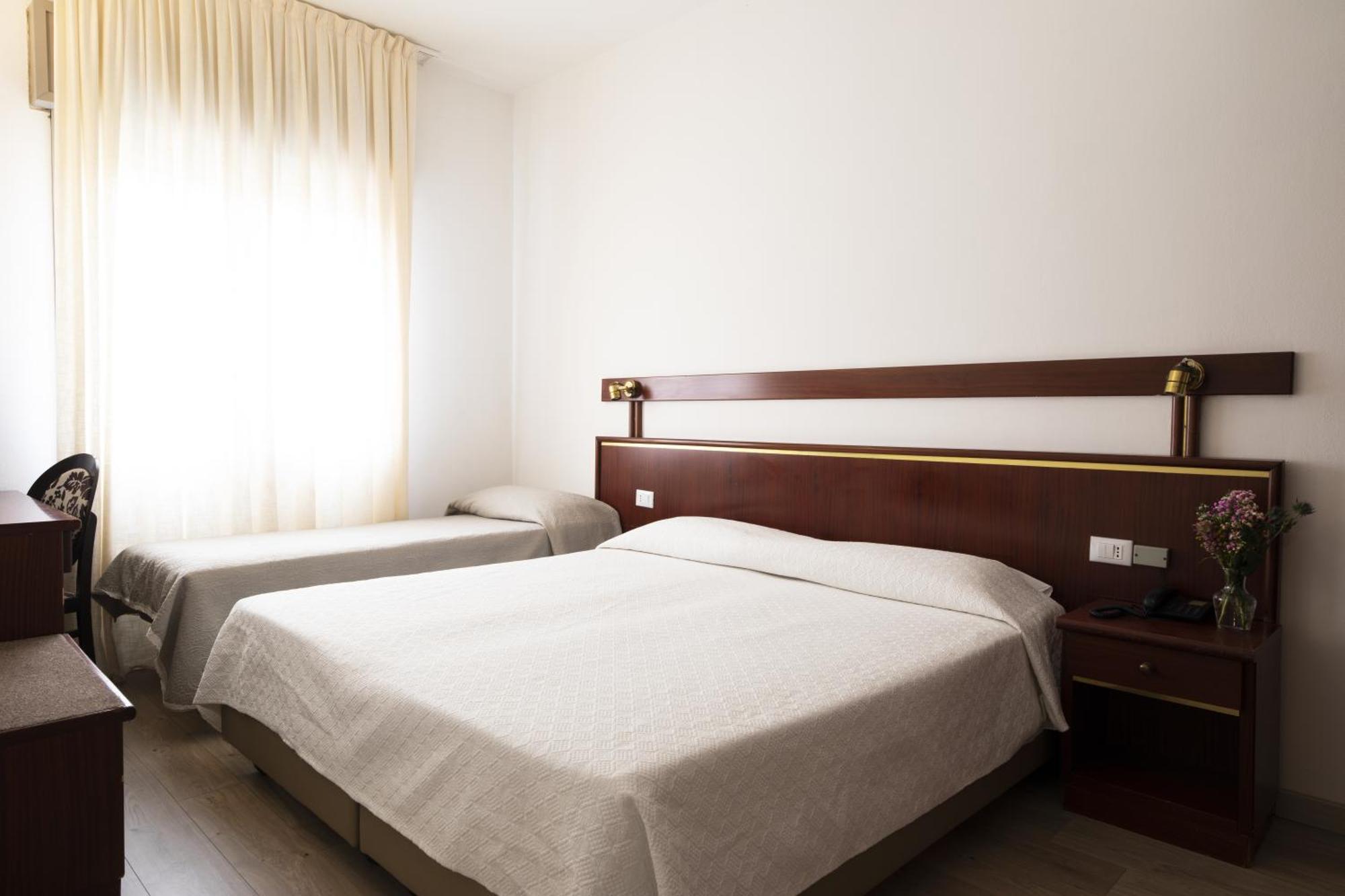 Hotel Vienna 3*