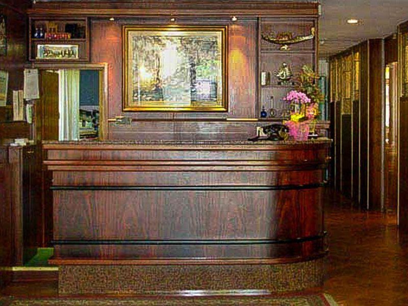 Vienna Hotel 3*